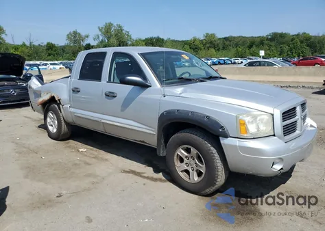 2006 Dodge Dakota Quad Slt z USA, uszkodzony, nr VIN 1D7HW48N76S667983
